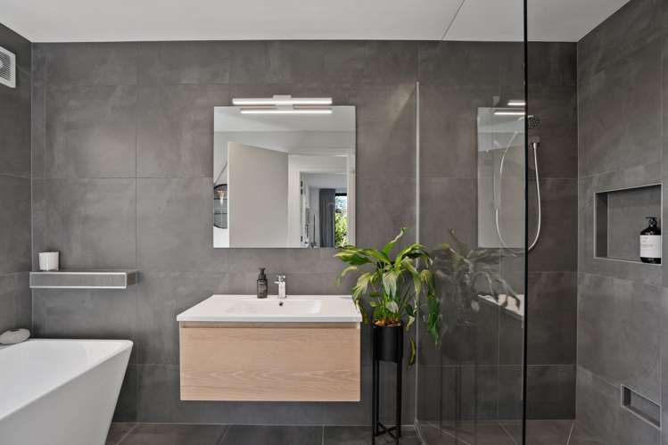 6 Big Valley Drive Jacks Point_24