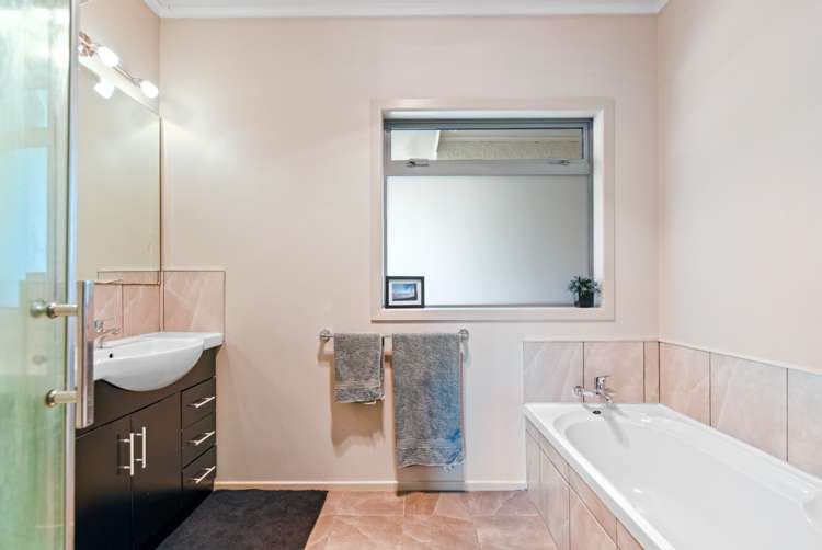 10 Turnbull Crescent Morrinsville_12