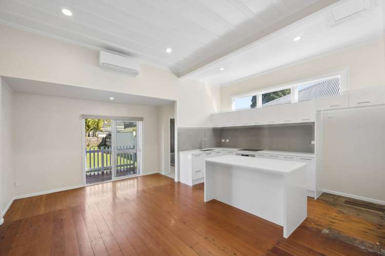 1/33 Reimers Avenue Mt Eden_2