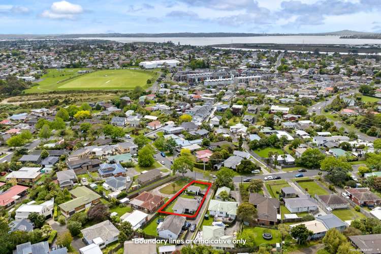 12 Duncan Avenue Te Atatu South_14