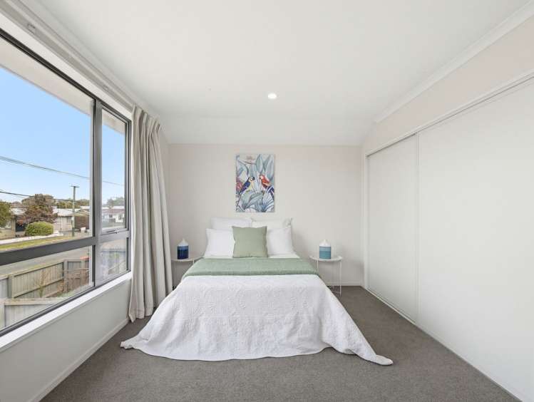 557 Hereford Street Linwood_16