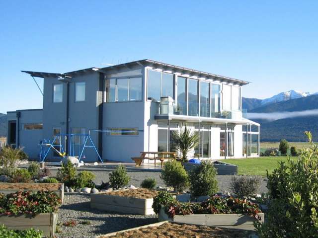 171 Aparima Drive Te Anau_1