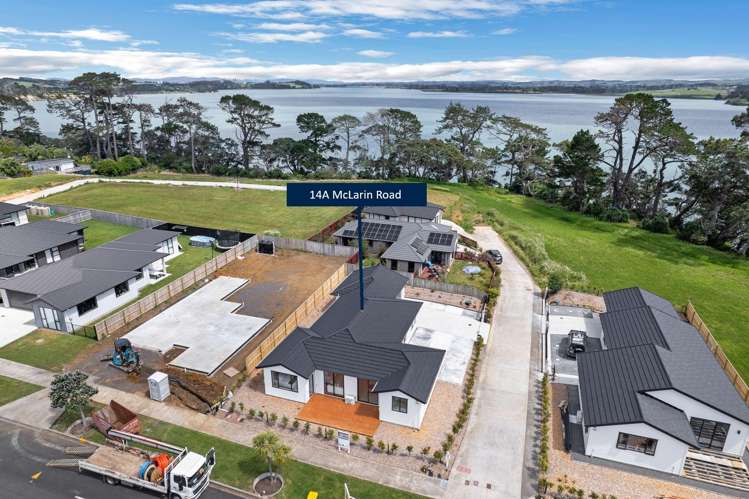 14a McLarin Road Glenbrook Beach_14