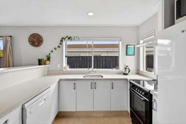 5/143 Nelson Crescent_4