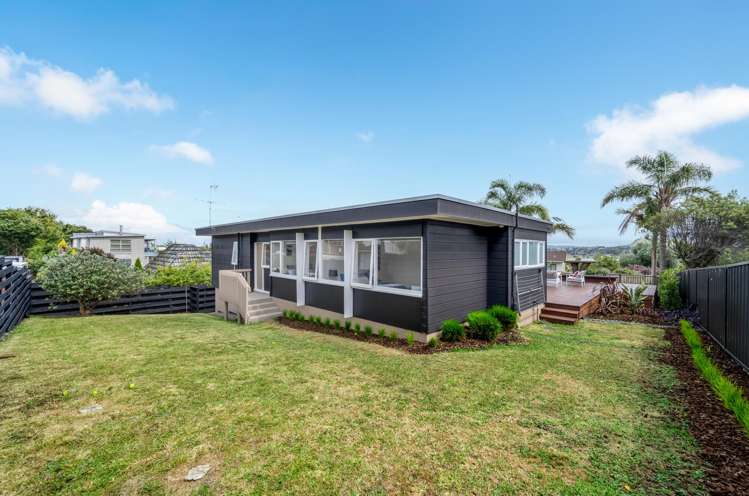 22 Andrea Place Sunnyhills_39