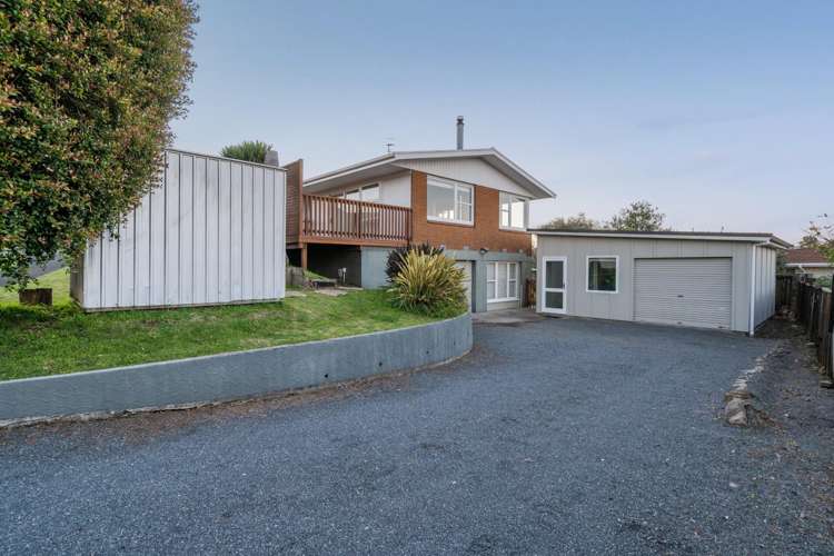13 Grosmont Terrace Brookfield_25