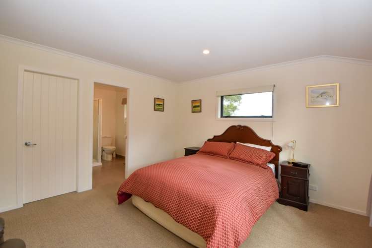 20 Hilton Road Carterton_7