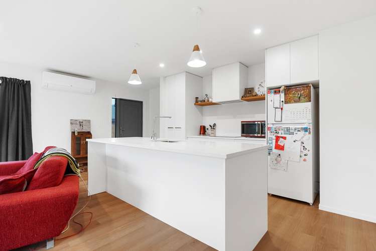 2/16 Makoura Road_5