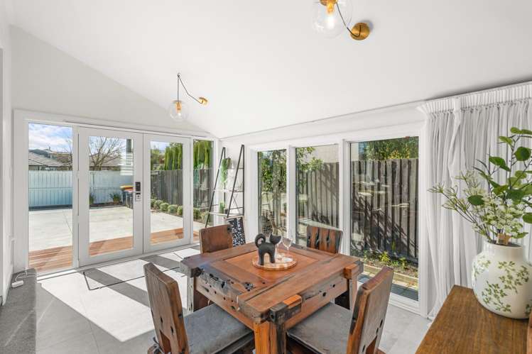 16 Taylors Avenue Bryndwr_8