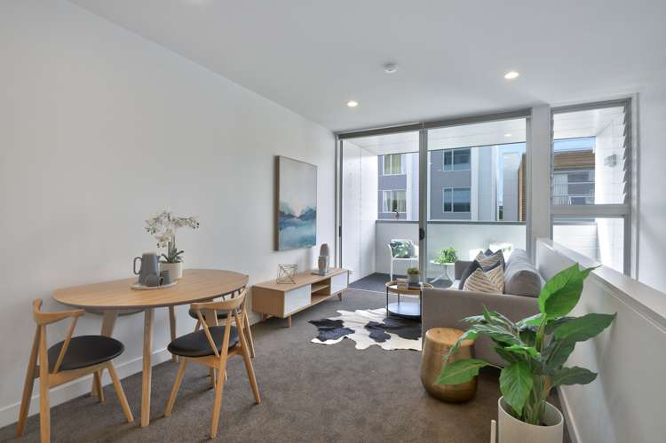 18k Fisher-Point Drive Auckland Central_7