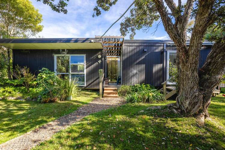 45 Tahatai Road Oneroa_39