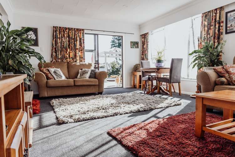 987 State Highway 6 Camerons_6