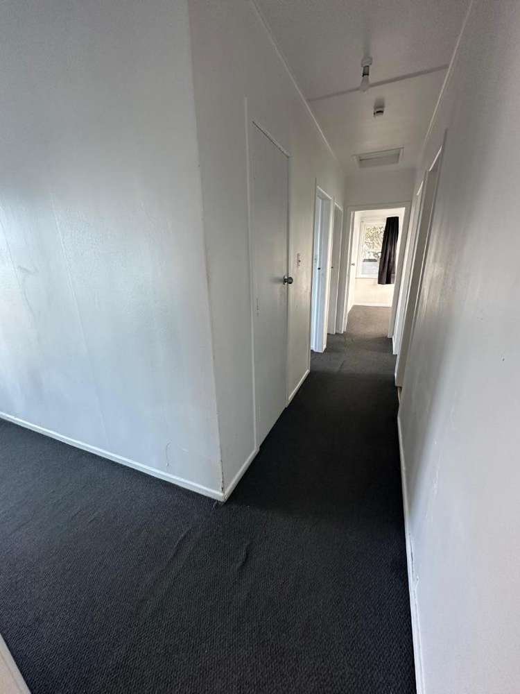 65 Cobham Cres Otara_7