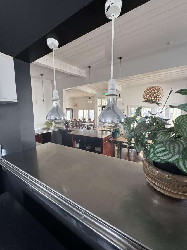 508 Eastbourne Street West Hastings Central_3