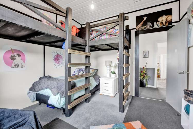 57 Fenton Street Stratford_11