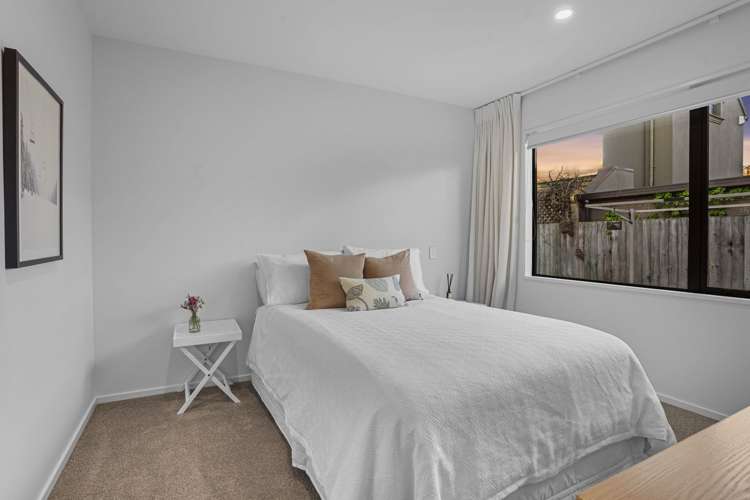 3/129 Aikmans Road Merivale_8