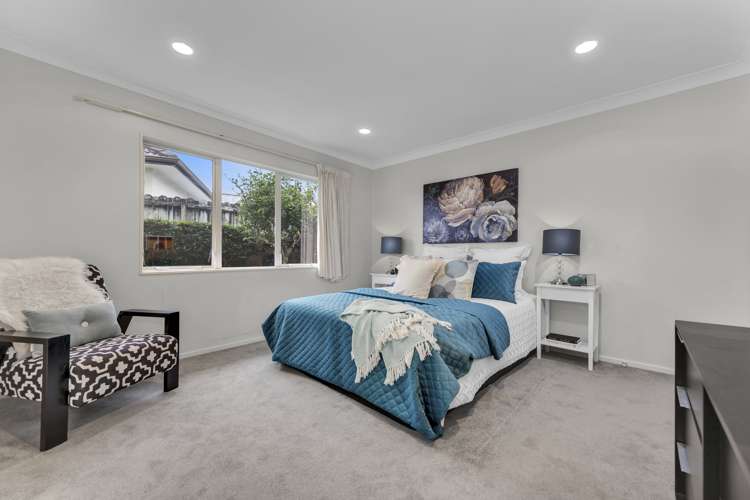 6 Moycullien Lane East Tamaki Heights_11