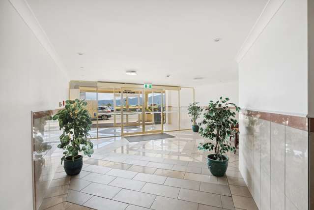 9/44 Marine Parade Paraparaumu Beach_1
