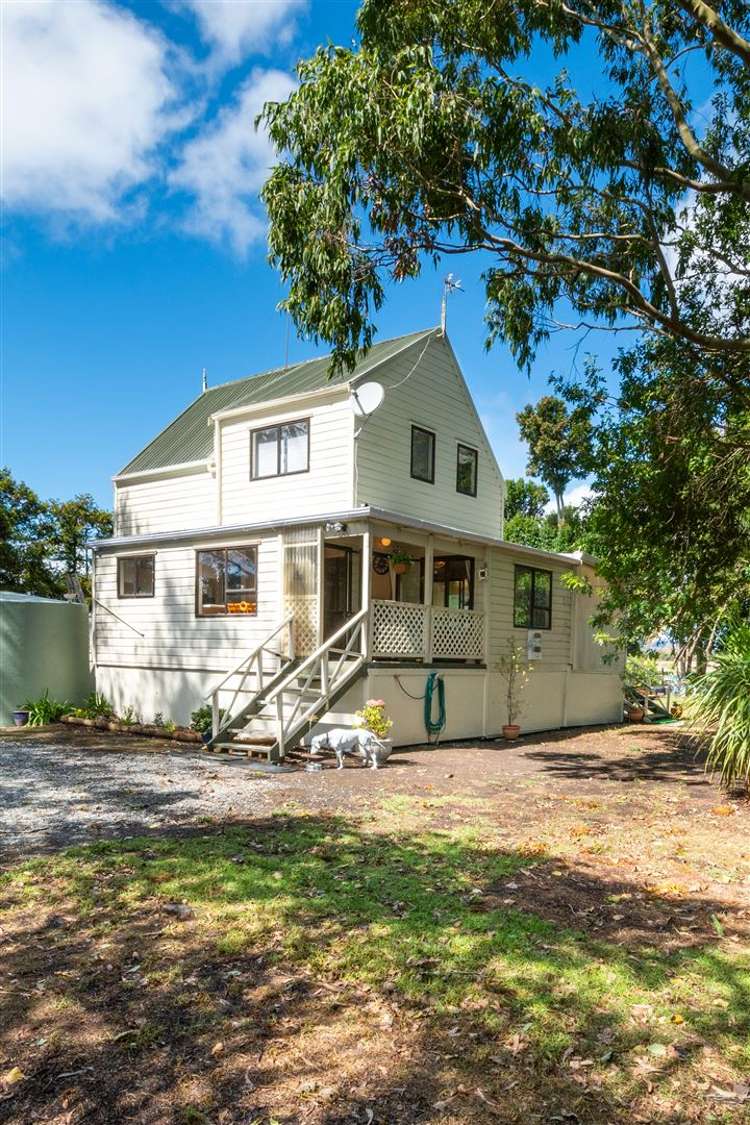 2162 State Highway 16 Helensville_20