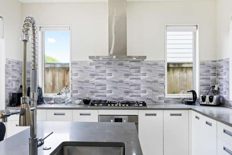 19 Edgewater Drive Karaka_3