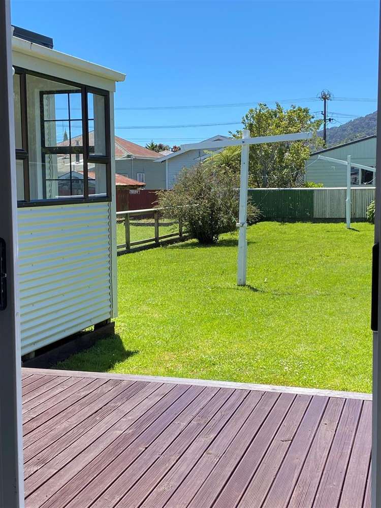 17 O'Donnell Street Greymouth_9