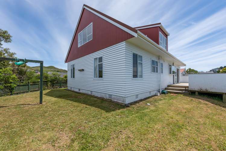 21 Rossport Street Johnsonville_20