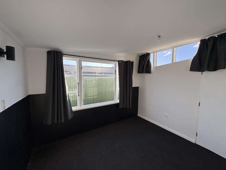 587 Queen Street 10516_5