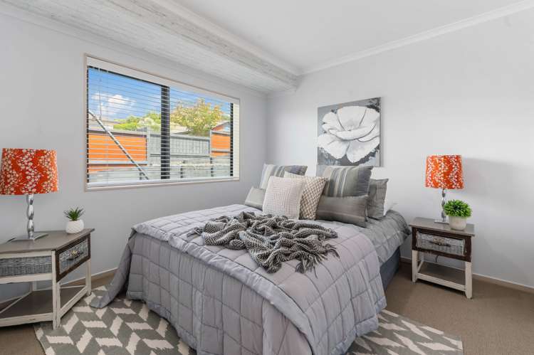 17 Great West Road Westbrook_17