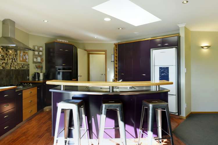 135 Aldinga Avenue Stoke_5