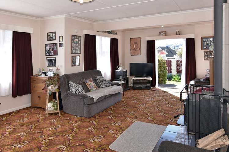 1/16 Maitland Avenue Stoke_5