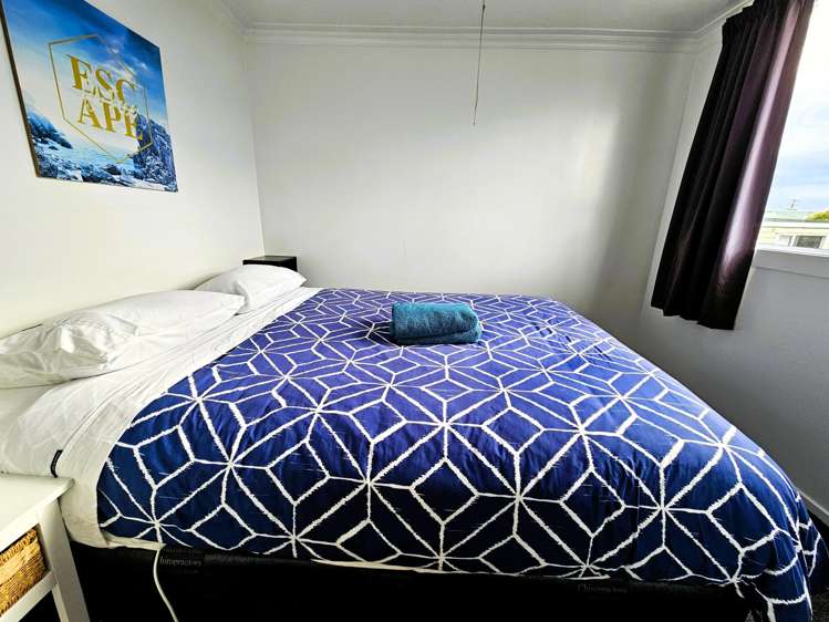 38 Esplanade Kaka Point_4