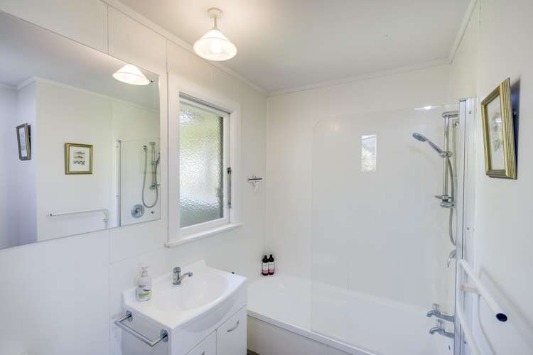 16 Tauroa Road Havelock North_13