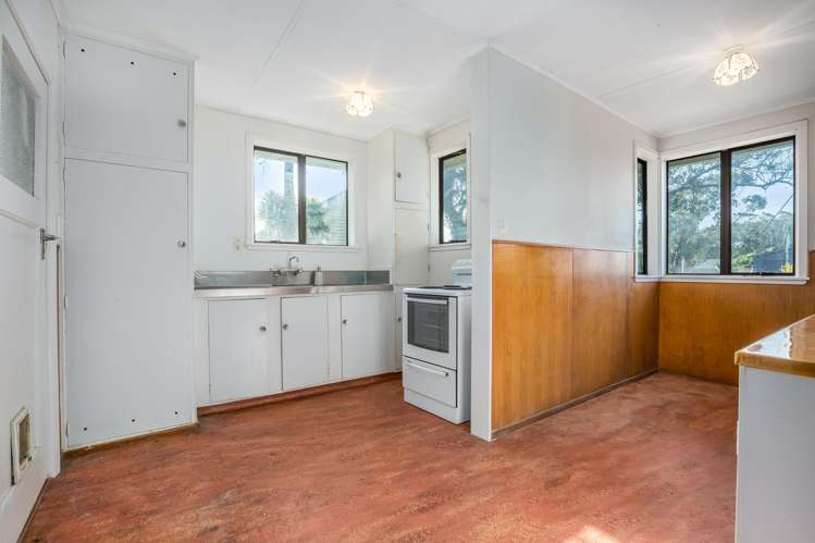 24 Martin Street Porirua East_5