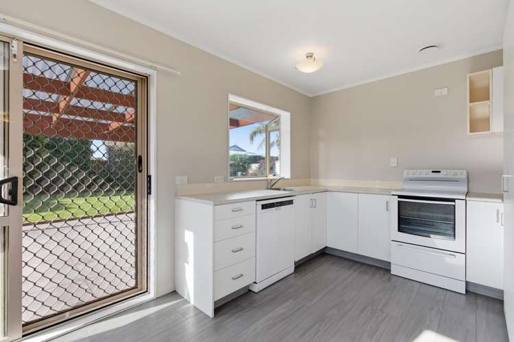 9 Checketts Place Papamoa_6