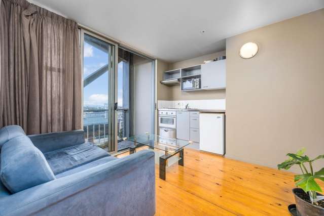 10E/8 Scotia Place Auckland Central_1