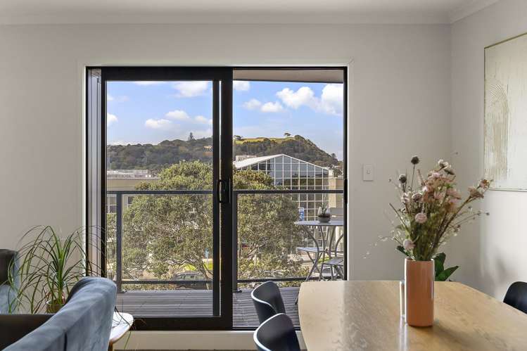 2m/83 New North Road Eden Terrace_13