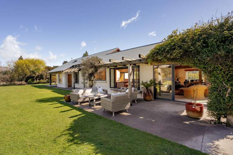 508 Lake Hawea - Albert Town Road Wanaka_2