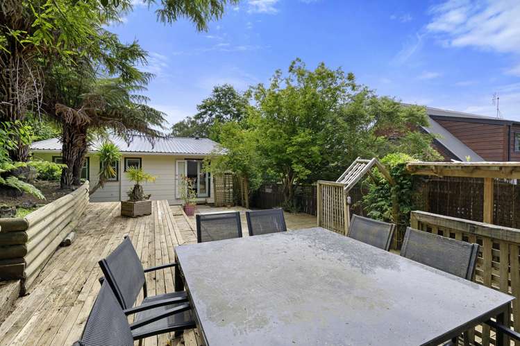 7 Zeala Grove Stokes Valley_21