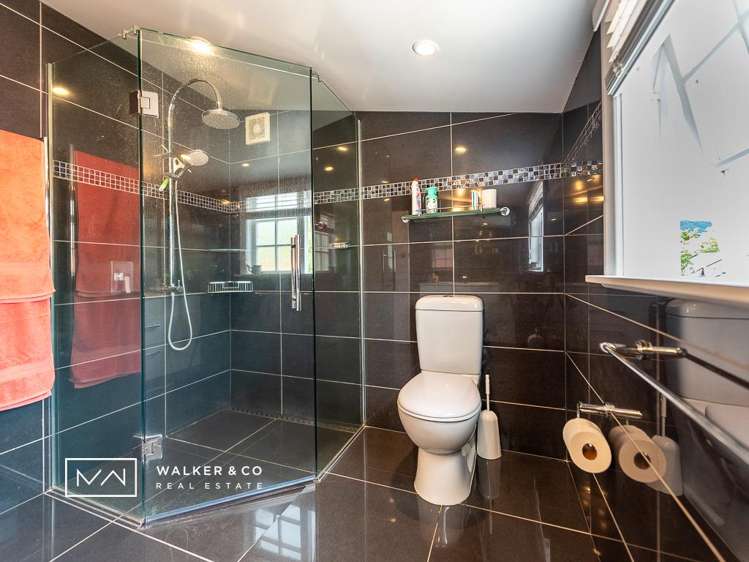 1161 Fergusson Drive Clouston Park_19