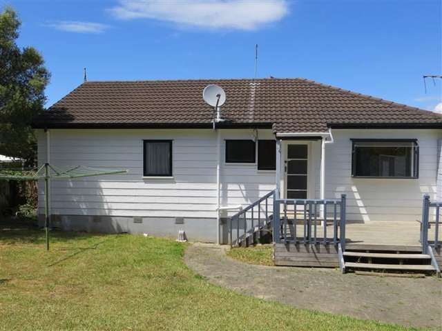 8 Leiden Place Totara Vale_1