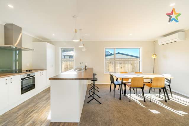 64 Manapouri Grove Kelson_2