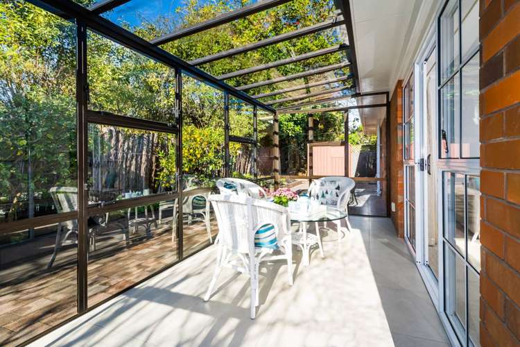 2/6 Jutland Road Hauraki_8