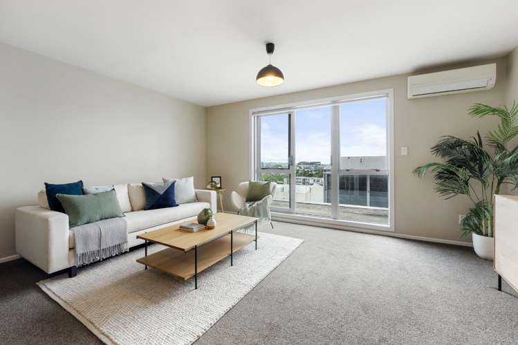 3f/121 Newton Road Eden Terrace_1