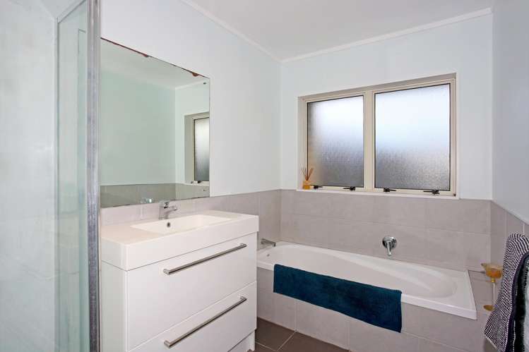 170 Queen Street Waiuku_18