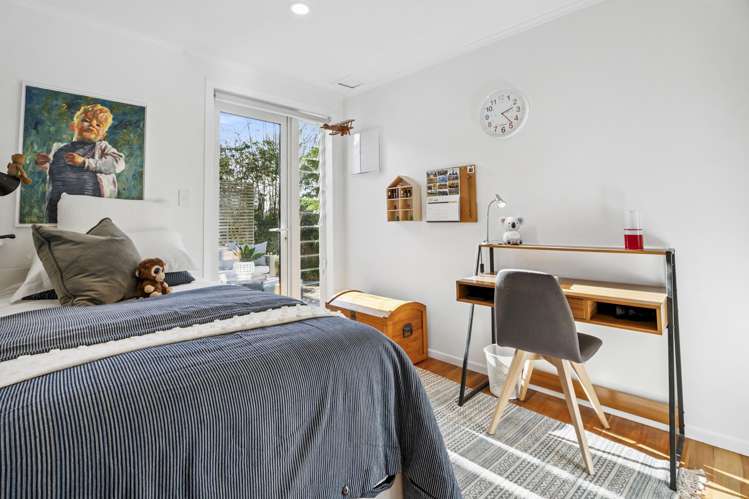 56 Taylor Road Mangere Bridge_10