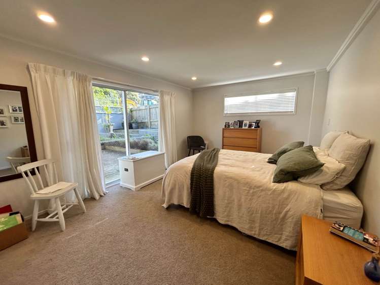 23 Amante Crescent Mairangi Bay_10