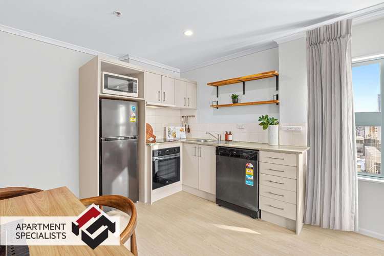 363 Queen Street_5