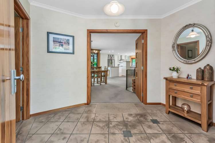 34 Stott Drive Darfield_5