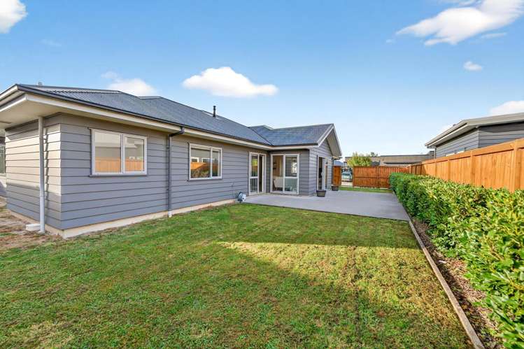 3 Magnolia Lane Kelvin Grove_34