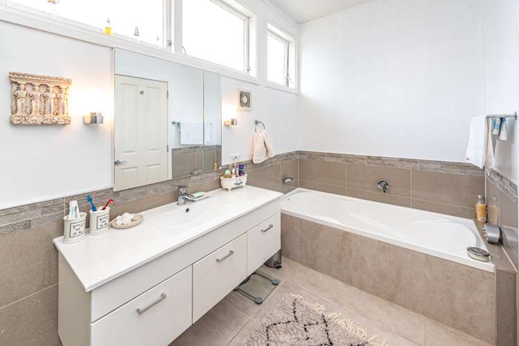 7 D'Arcy Road Bastia Hill_15